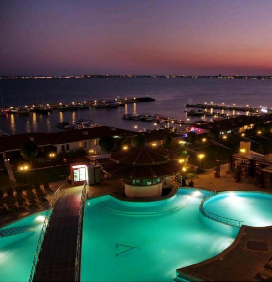 Luxsus Apartment Diamond Sveti Vlas Exterior photo
