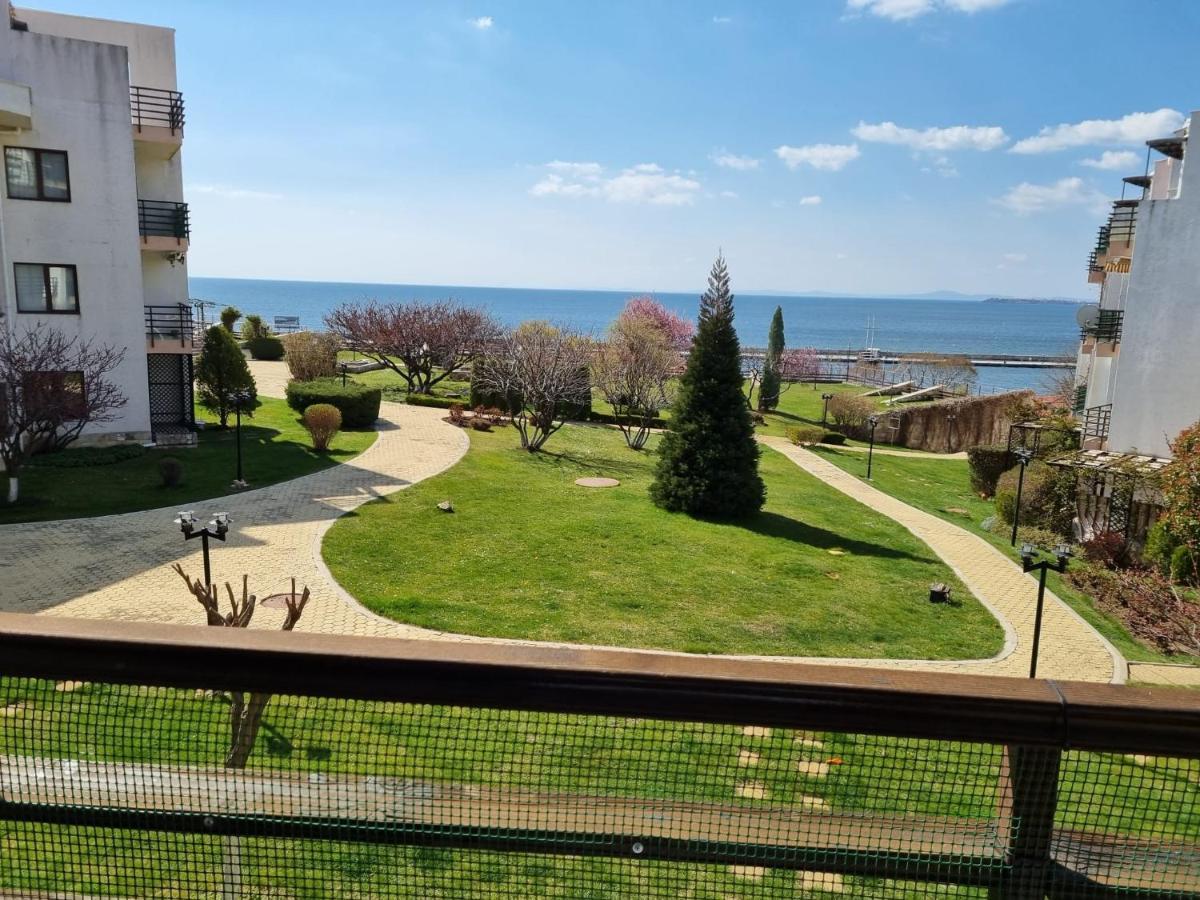 Luxsus Apartment Diamond Sveti Vlas Exterior photo