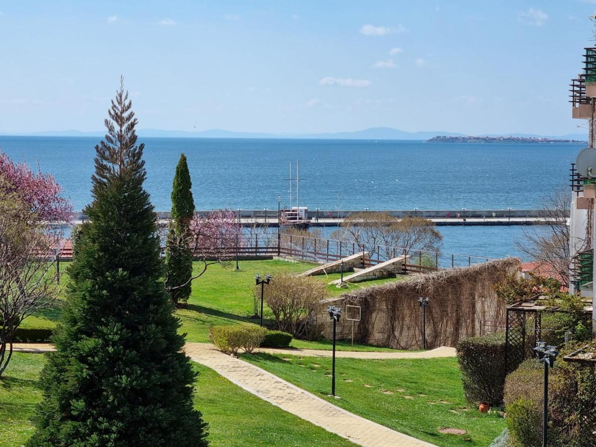 Luxsus Apartment Diamond Sveti Vlas Exterior photo
